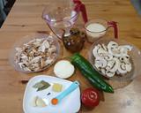 Foto del paso 1 de la receta: *Arroz Caldoso con Pollo y Champiñones*