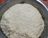 A picture of step 4 of Margarita pizza.