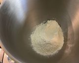 Une image de l'étape 1 de Pâte brisée au miel et pistache.