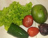 Foto del paso 1 de la receta: Tortillas con ensalada y atún