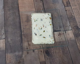 Foto del paso 6 de la receta: Trampantojo de turrón. Turrón de queso camembert y frutos secos