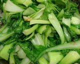 Hình bước làm 2 của món Cải xào dầu hào