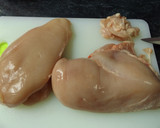 Foto del paso 1 de la receta: Pechugas de pollo con lima y hierbas frescas