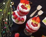 A picture of step 4 of Strawberry Chia Pudding.