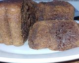 Foto langkah ke 10 dari resep Bolu Sarang Semut Karamel.