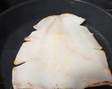 Foto del paso 3 de la receta: Sepia a la plancha con salsa verde