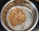 உடைத்த கோதுமை கிச்சிடி சூப் (Broken wheat khichdi soup recipe in tamil) ரெசிபி ஸ்டேப் 4 புகைப்படம்