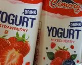 Foto langkah ke 2 dari resep Homemade Strawberry Yoghurt Ice Cream.