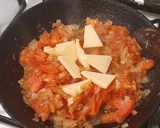 Foto del paso 4 de la receta: Tortilla con lo que tenía en la heladera
