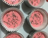 Foto langkah ke 3 dari resep Bolu Kukus Semangka.