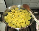 A picture of step 10 of Raviolini with Tomato Sauce.