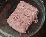 Foto del paso 1 de la receta Albóndigas de cerdo en salsa verde con ñoquis