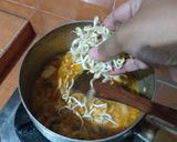 Foto langkah ke 5 dari resep Kimchi Jjigae.