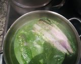 Foto del paso 4 de la receta: Merluza en salsa de espinaca y cúrcuma