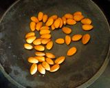 A picture of step 1 of Roasted Almonds Chocolate.
