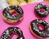 Foto langkah ke 4 dari resep DONAT ROTI GORENG (Mudah,murah,tanpa mixer).
