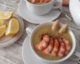 Foto del paso 5 de la receta: Crema de espárragos con gambas