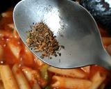 A picture of step 7 of Pasta arrabiata / red sauce.