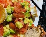 Foto del paso 4 de la receta: Ensalada rápida de tomate y aguacate. Con queso de cabra🥑🥑