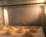 Foto langkah ke 3 dari resep Soes/choux isi vla (simple).