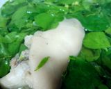 Hình bước làm 3 của món Canh rau ngót nấu giò heo