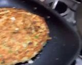A picture of step 6 of Osaka - style Okonomiyaki.