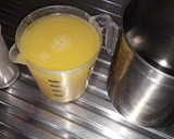 Foto del paso 1 de la receta: Jugo de chía y naranja🍹/ Ensalada 🥗