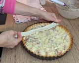 Foto del paso 5 de la receta: Quiche de patata y bacalao