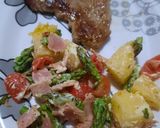 Foto del paso 6 de la receta: Ensalada con jamón, cherry, espárragos y papa