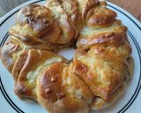 A picture of step 11 of Guava and Dulce de Leche Bread Ring.