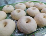 Foto langkah ke 5 dari resep Donat super lembut.