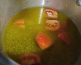A picture of step 1 of Mung beans curry.