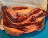 Foto langkah ke 1 dari resep Sop Iga Sapi Kuah Asam Kecombrang.