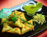 A picture of step 7 of Kheema Samosa.
