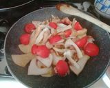 Foto del passaggio 1 della ricetta Scaloppine di vitello ai funghi di bosco 🍄🌳🍁🍂