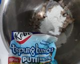 Foto langkah ke 2 dari resep Udang cincang goreng.
