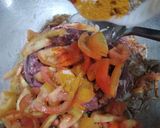A picture of step 2 of Qeema Aloo.