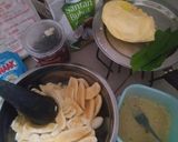 Foto langkah ke 1 dari resep Banana with rice flour.