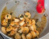 A picture of step 8 of Thai-Inspired Garlic Shrimp 🍤.