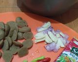 Foto langkah ke 1 dari resep Tumis jamur tiram bakso.