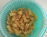 รูปขั้นตอนการทำที่ 1 ของ สลัดมะเขือเทศพาสต้า(Pasta Tomato Salad)