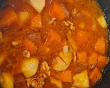 Foto del paso 8 de la receta: Albóndigas de pavo en salsa de calabaza, manzana y nueces