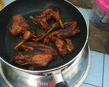 Foto langkah ke 4 dari resep Ayam bakar kecap dan jintan (teflon).