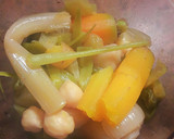 Foto del paso 28 de la receta: Sopa de huesos de ternera con verduras orgánicas