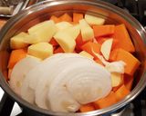 A picture of step 1 of Pumpkin soup aka Crema di zucca (light version).