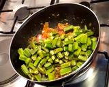 A picture of step 11 of Bhindi Do Pyaaza.