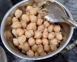 A picture of step 3 of छोले हम्मस (choole hummus recipe in hindi).