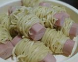 Foto langkah ke 3 dari resep Sosis Gulung Mie.