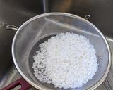 Foto del paso 2 de la receta: Salmón con arroz y salsa soja