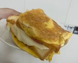 Hình bước làm 3 của món Sandwich trứng phiên bản INSIDE & OUTSIDE